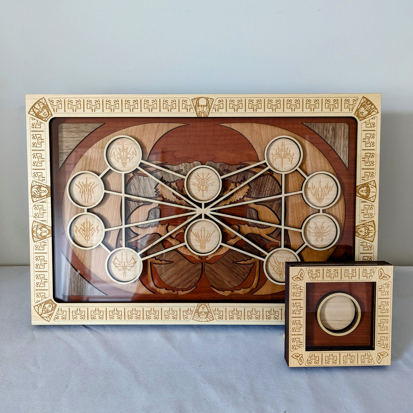 The Eye of Stormlight & Wit Box Wooden Challenge Coin Display based on The Way of Kings by Brandon Sanderson and Original Double Eye of The Almighty Art by Isaac Stewart
