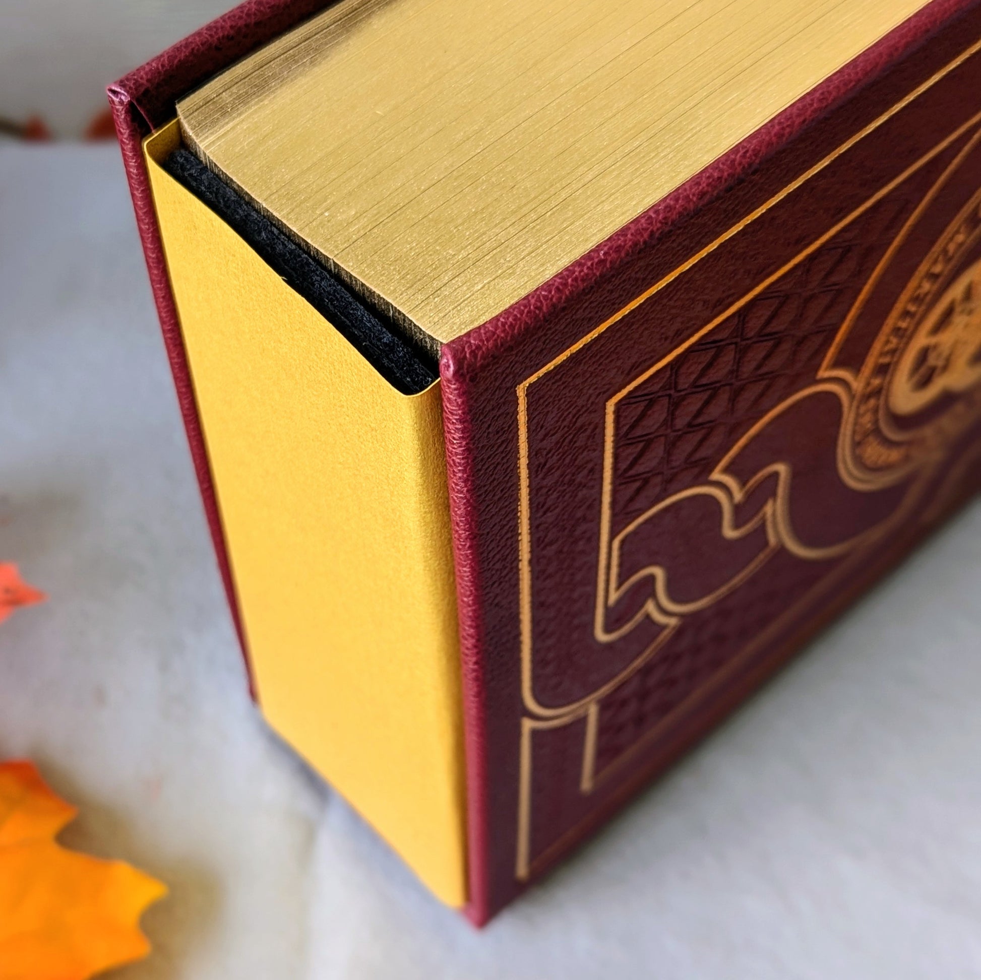 brandon sanderson robert jordan dragonsteel wheel of time leatherbound book by dragon woodshop
