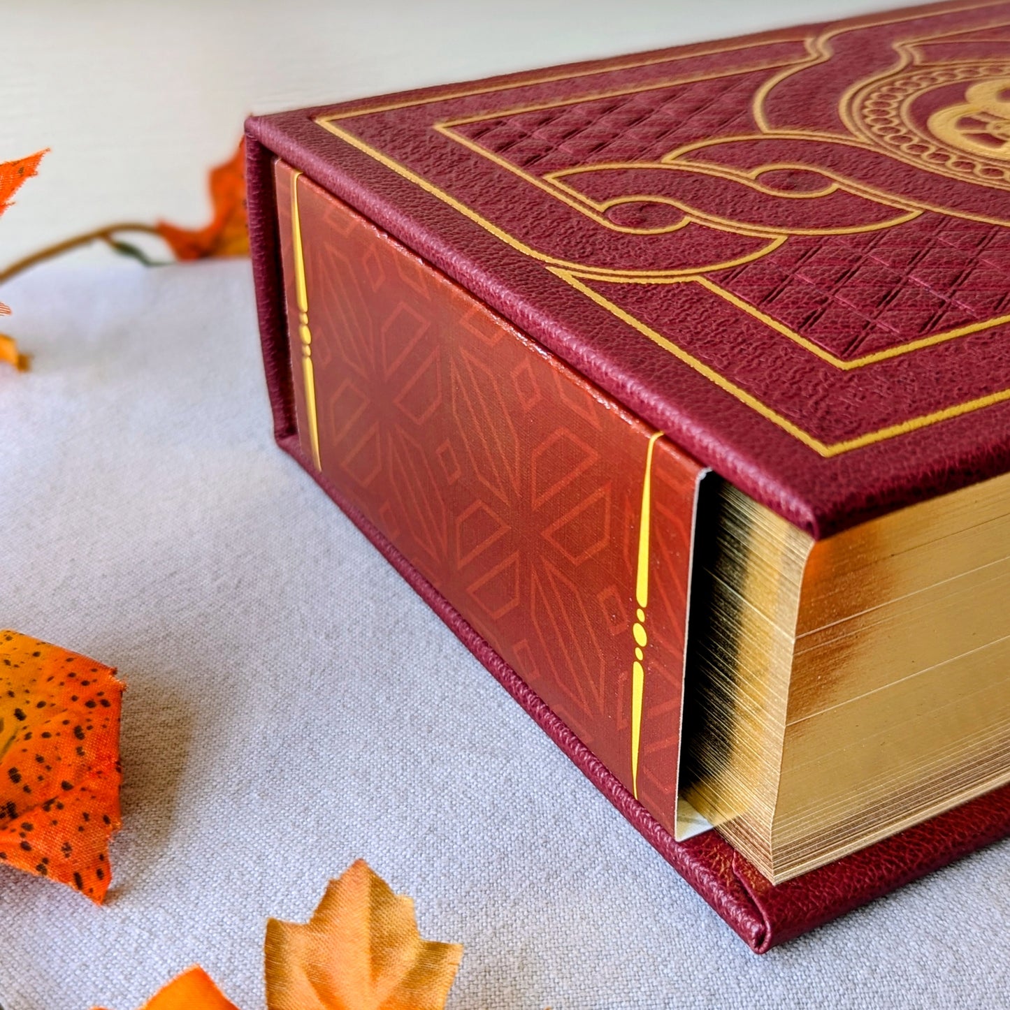 brandon sanderson robert jordan dragonsteel wheel of time leatherbound book by dragon woodshop includes bookshoe to prevent text block sag