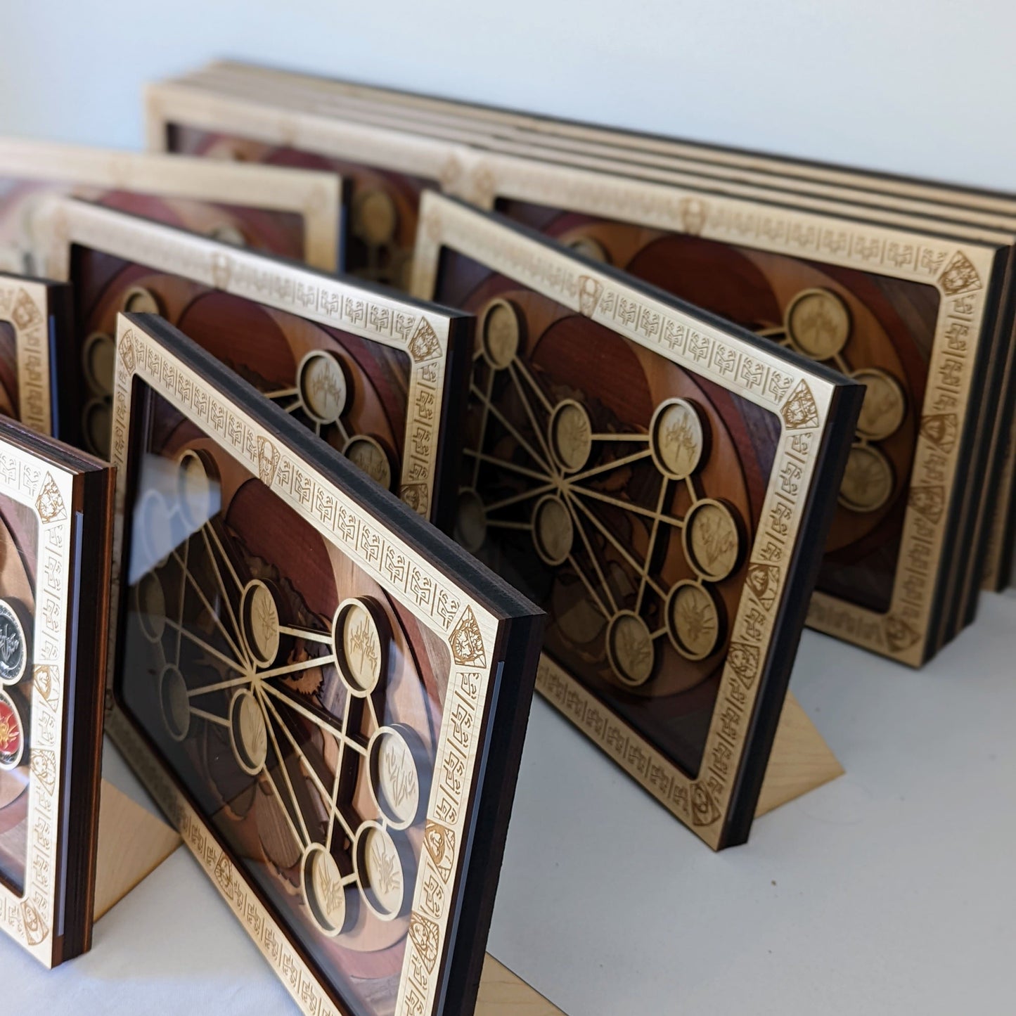 The Eye of Stormlight & Wit Box Wooden Challenge Coin Display based on The Way of Kings by Brandon Sanderson and Original Double Eye of The Almighty Art by Isaac Stewart